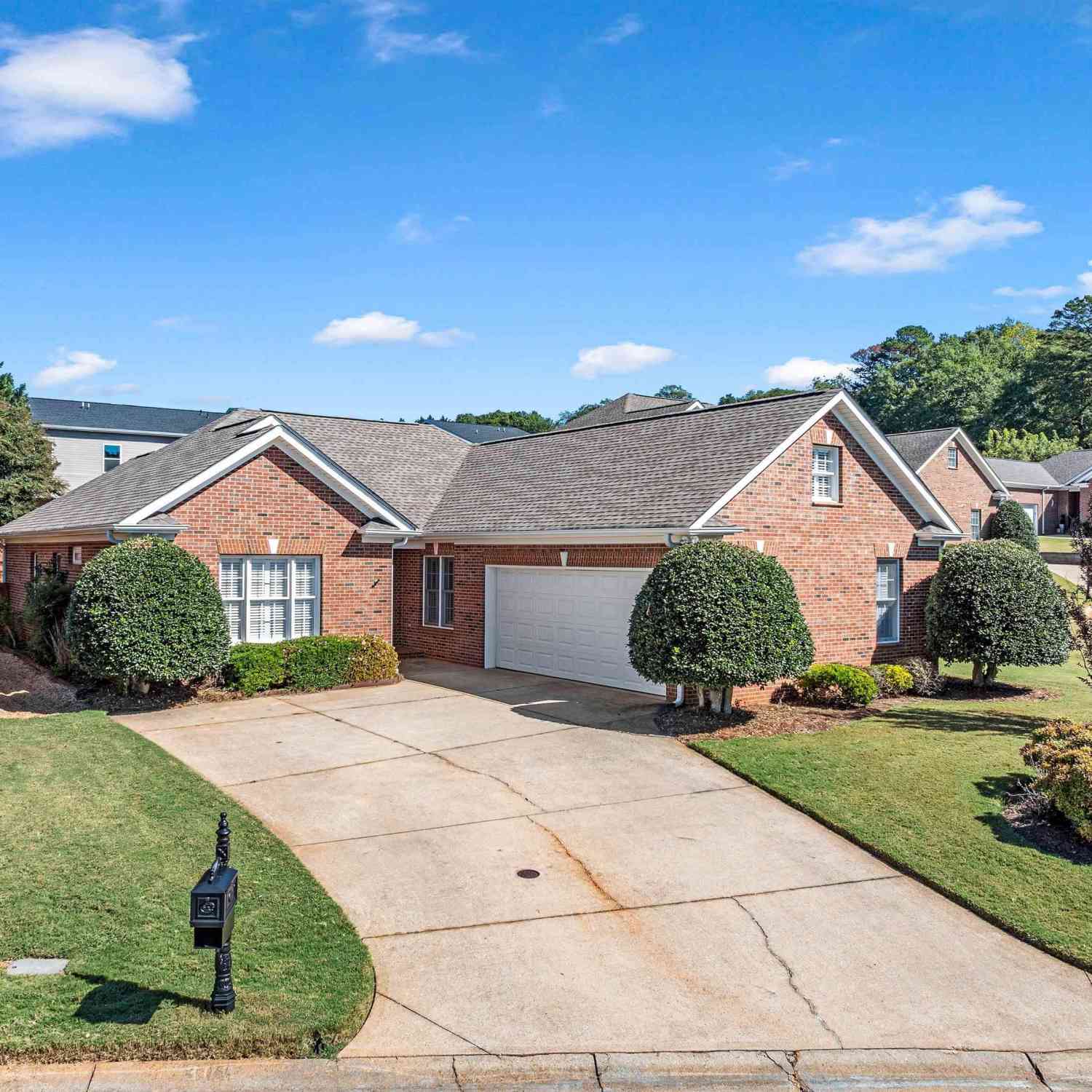 Homes For Sale - 300 Redspire<br/> Greenville, SC 29617