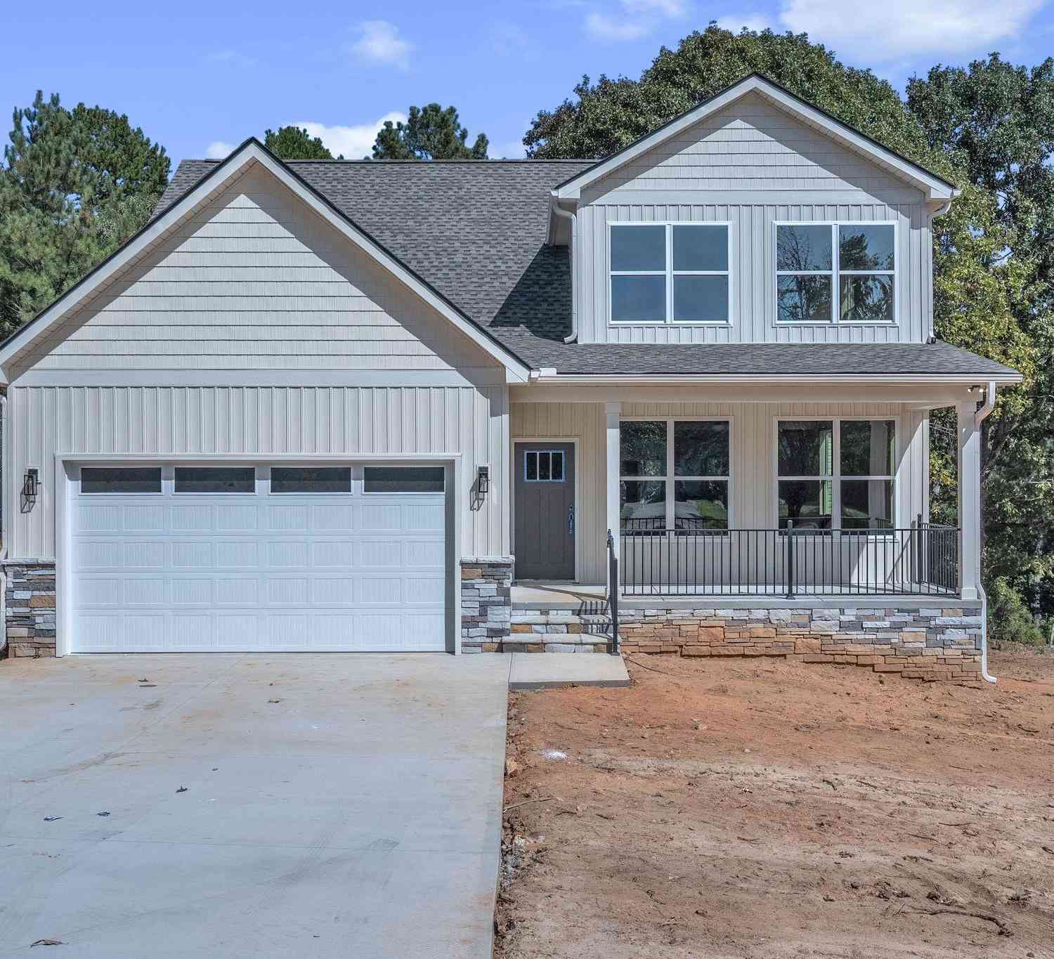 Homes For Sale - 102 Lillie Marie<br/> Piedmont, SC 29673