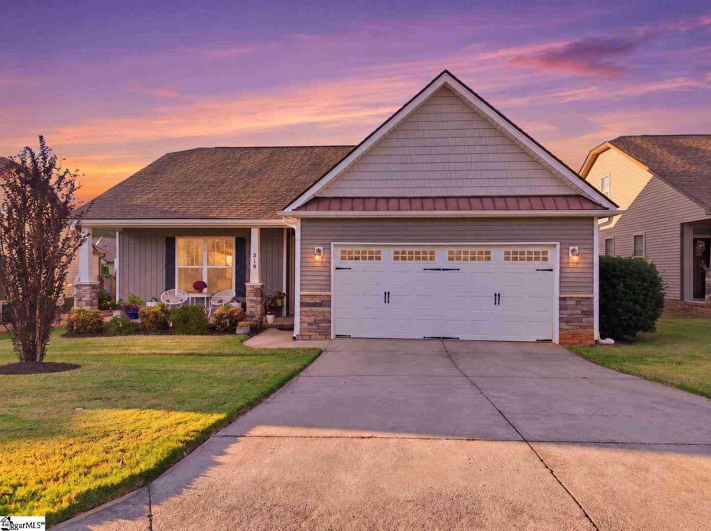 Homes For Sale - 318 Stallion<br/> Greenville, SC 29617