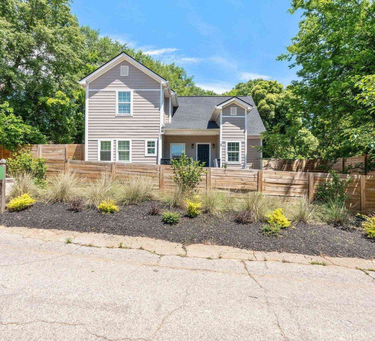 Homes For Rent - 3 Deering<br/> Greenville, SC 29605