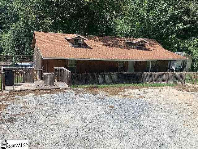 Mobile Home For Rent - 121 Shadowbrook<br/> Easley, SC 29640