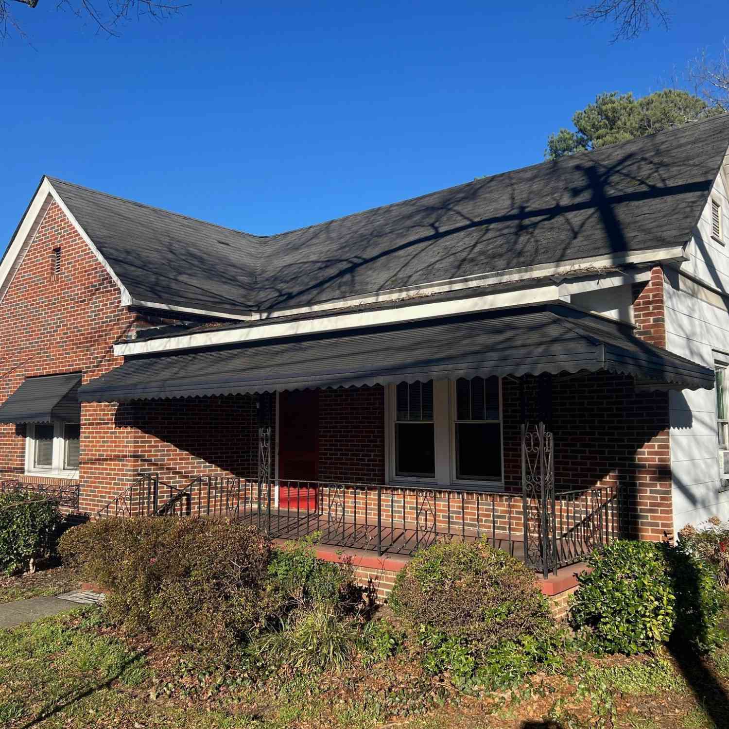 Townhouse For Rent - 402 N Main<br/> Greer, SC 29650