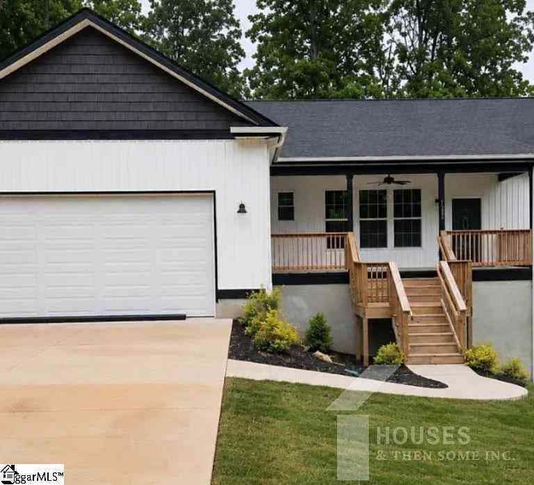 Homes For Rent - 1505 E Saluda Lake<br/> Greenville County, Greenville, SC 29611