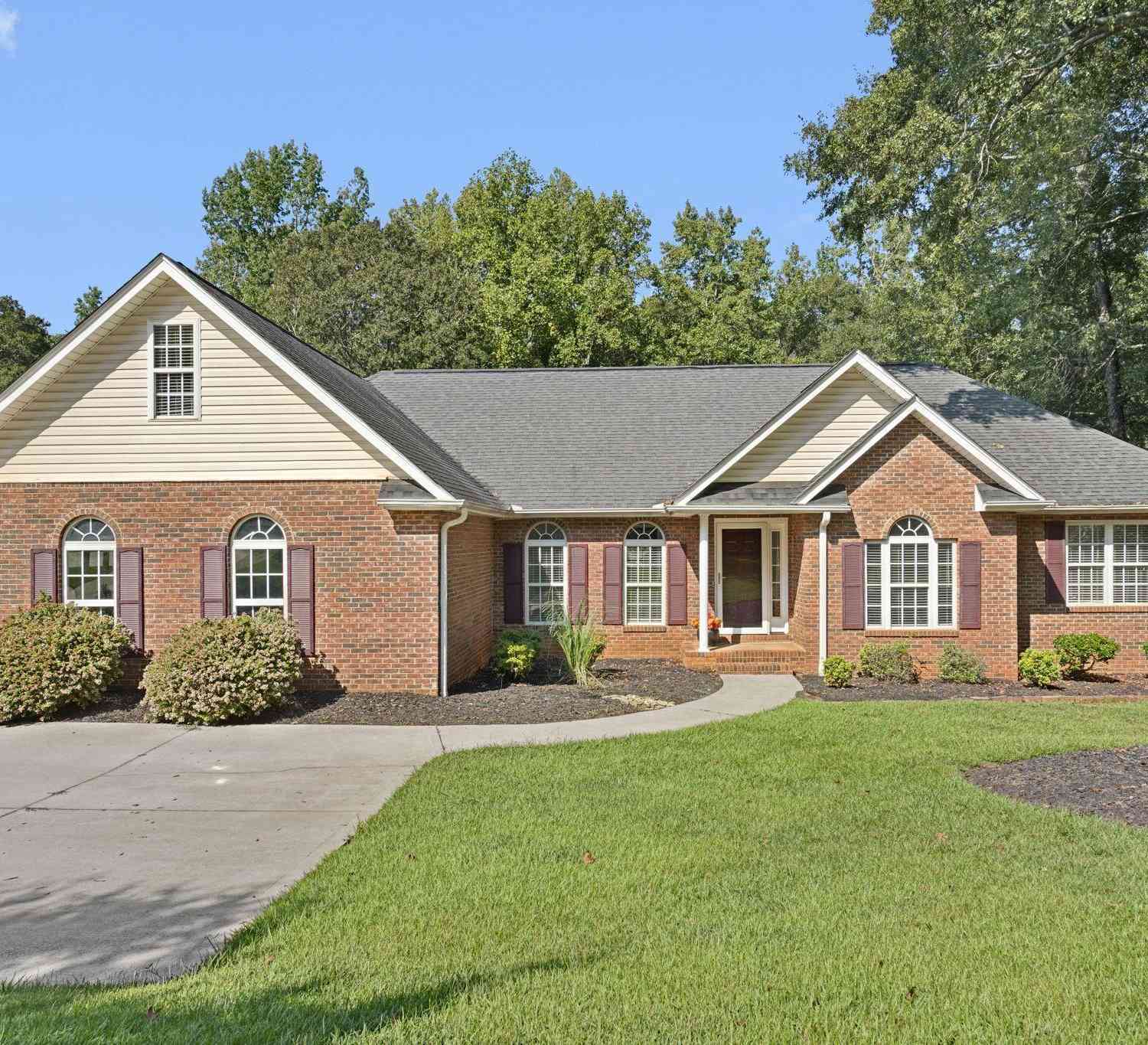 Homes For Rent - 107 Westberrys Creek<br/> Spartanburg County, Duncan, SC 29334