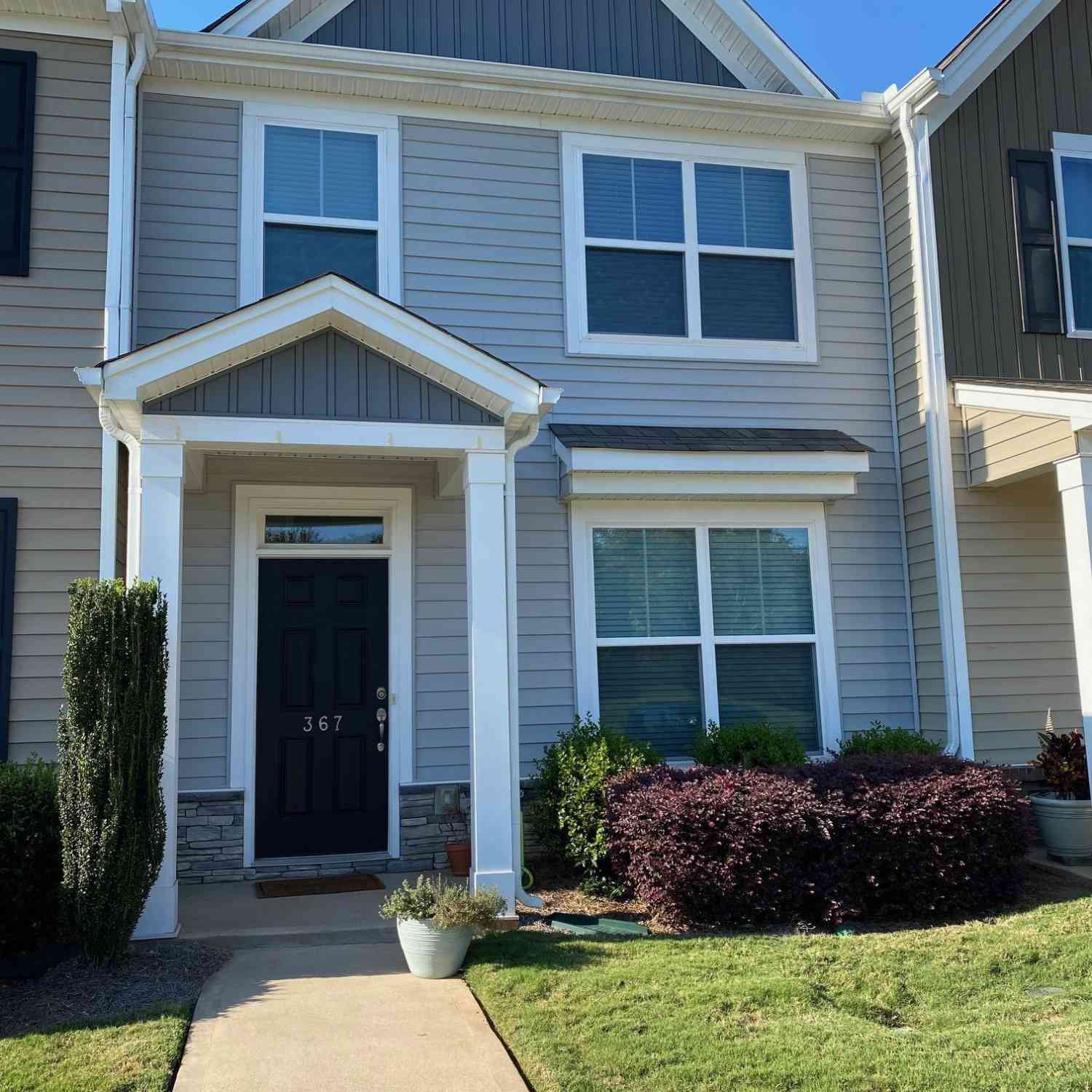 Townhouse For Rent - 367 Intrepid<br/> Greer, SC 29650