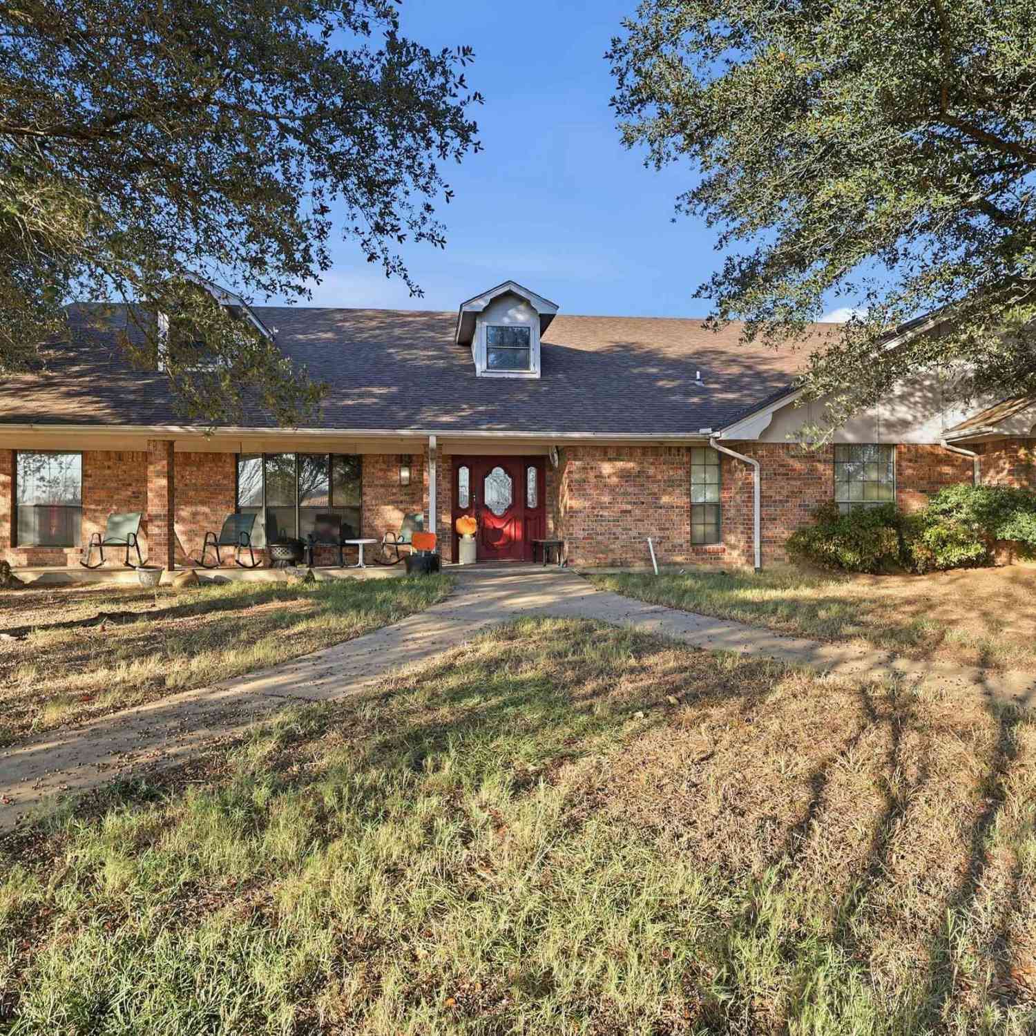 Homes For Sale - 2370 W Fm 71<br/> Talco, TX 75487
