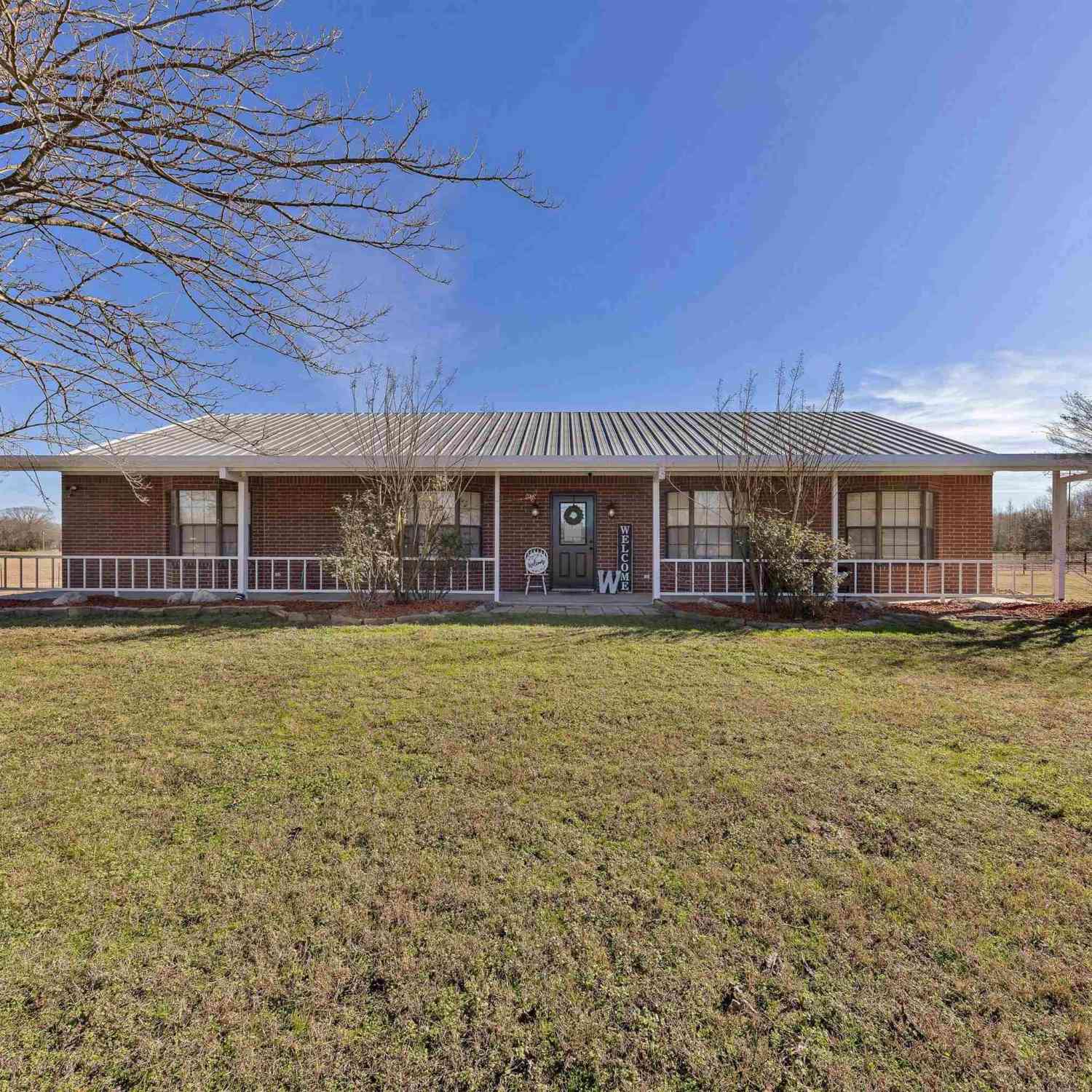 Homes For Sale - 283 Cr 4440<br/> Winnsboro, TX 75494