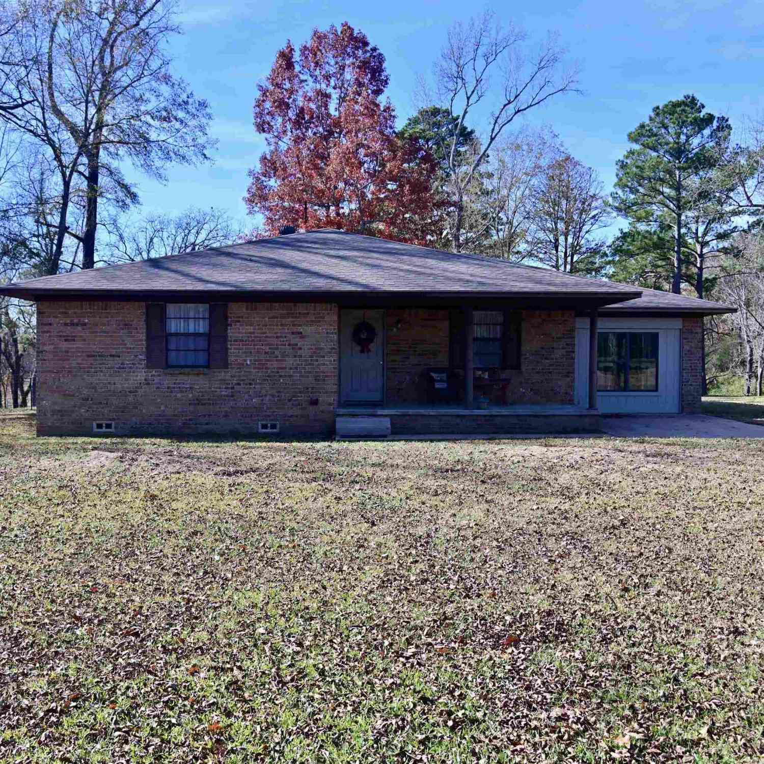 Homes For Sale - 5730 E Fm 323<br/> Palestine, TX 75801