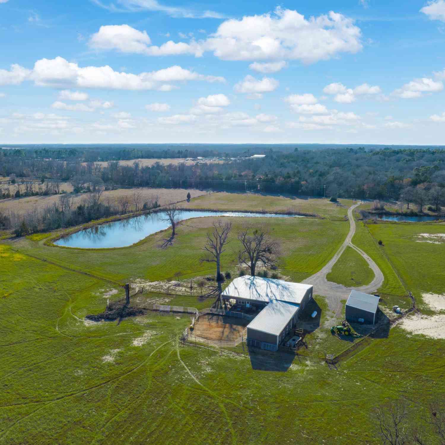 Homes For Sale - 3397 Vz County Road 4412<br/> Ben Wheeler, TX 75754