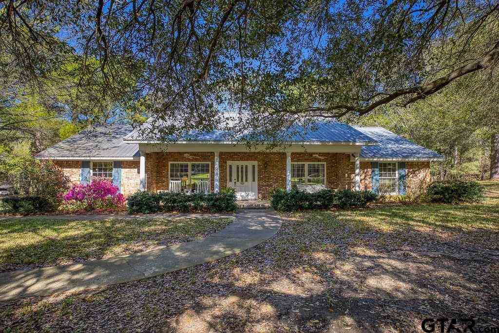 Homes For Sale - 1383 Fm 3266<br/> Palestine, TX 75801