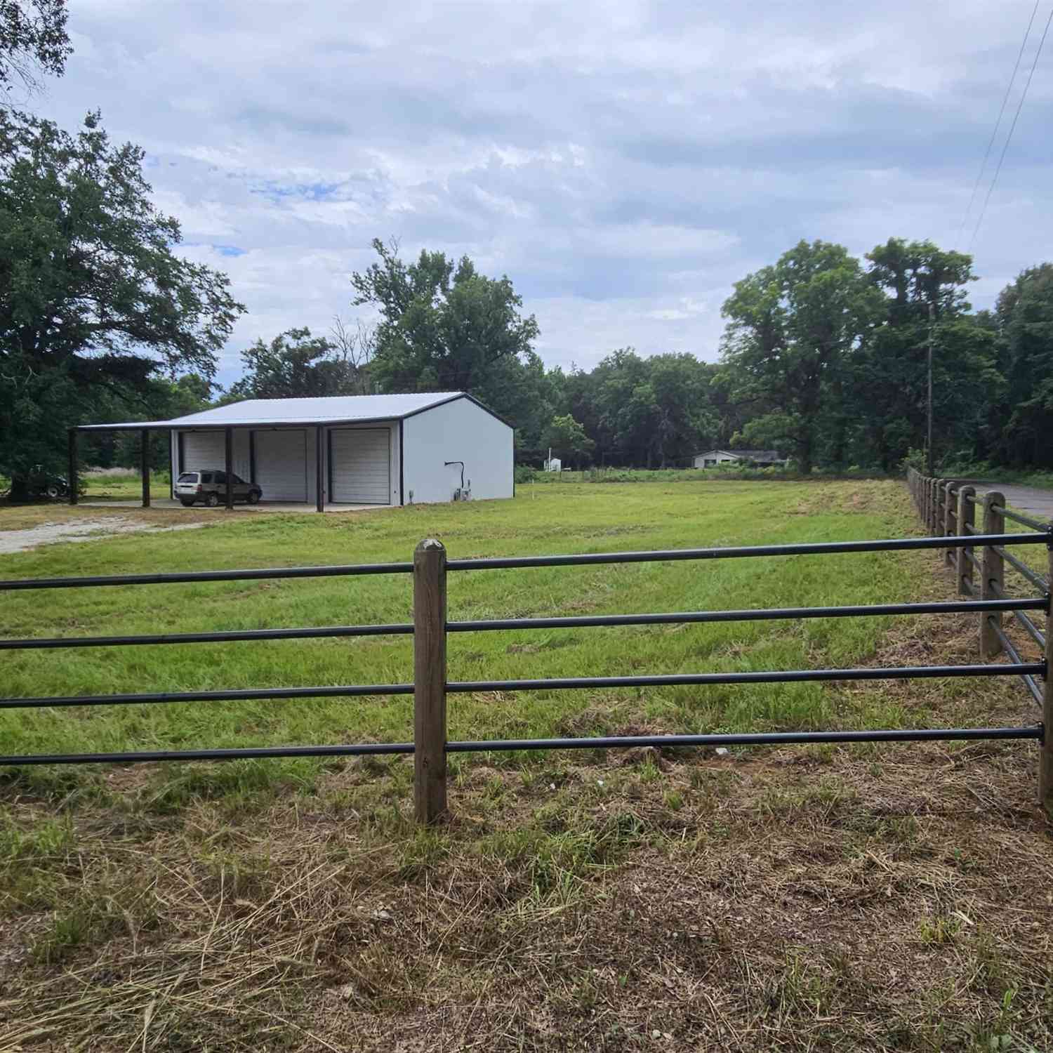 Homes For Sale - 4644 Giraffe<br/> Gilmer, TX 75644