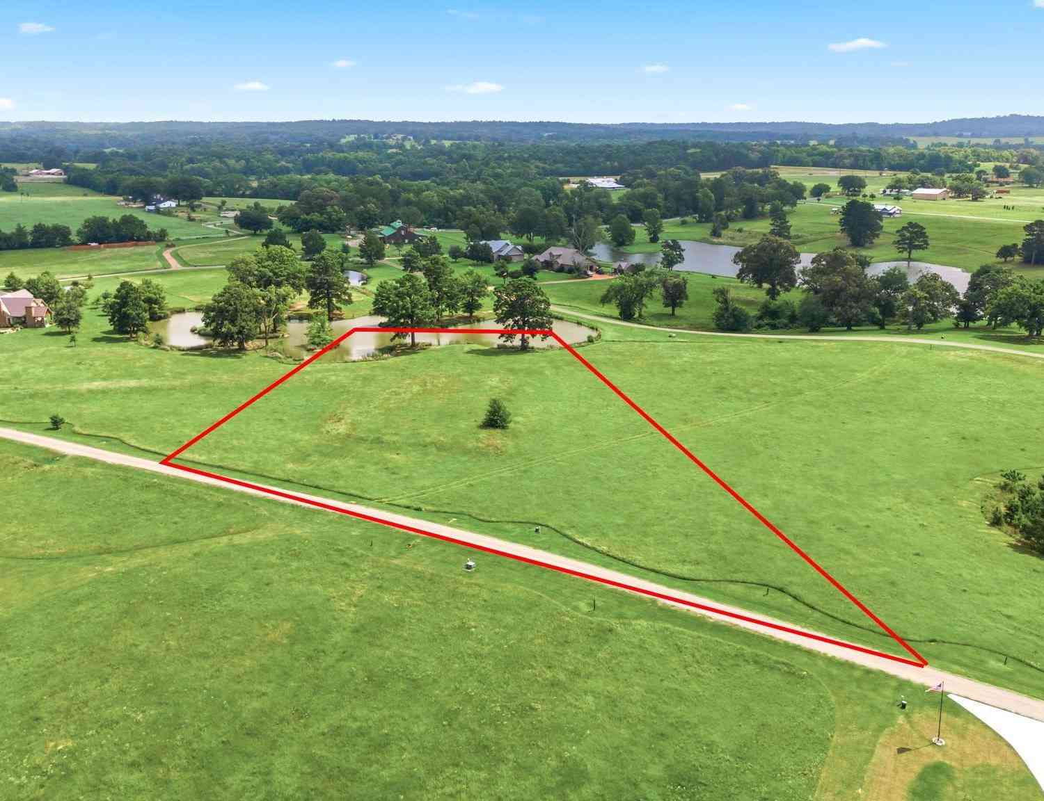 Homes For Sale - LOT 20 Caddo Creek Cir<br/> LaRue, TX 75770