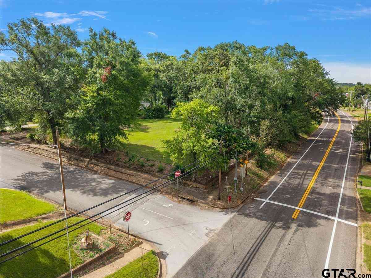 Homes For Sale - 262 N Henderson<br/> Rusk, TX 75785