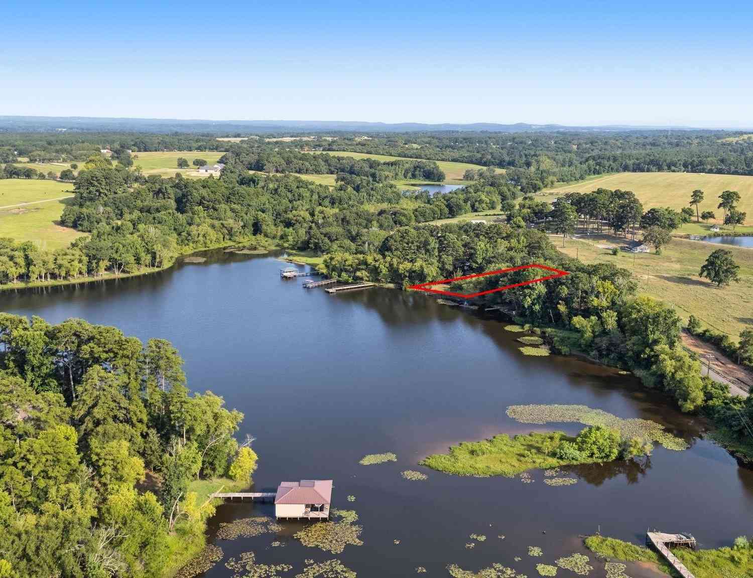 Homes For Sale - 23525 County Road 4117<br/> Frankston, TX 75763