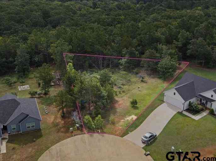 Homes For Sale - 15458 Prayer Mountain Ct.<br/> Smith County, Lindale, TX 75771