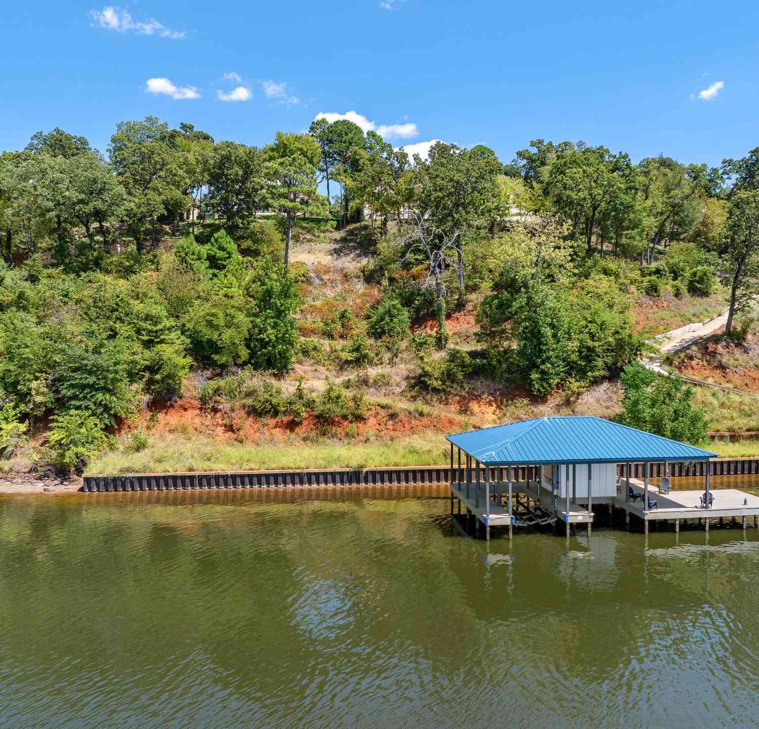 Homes For Sale - 151 Lake Bluff Drive N<br/> Cherokee County, Bullard, TX 75757