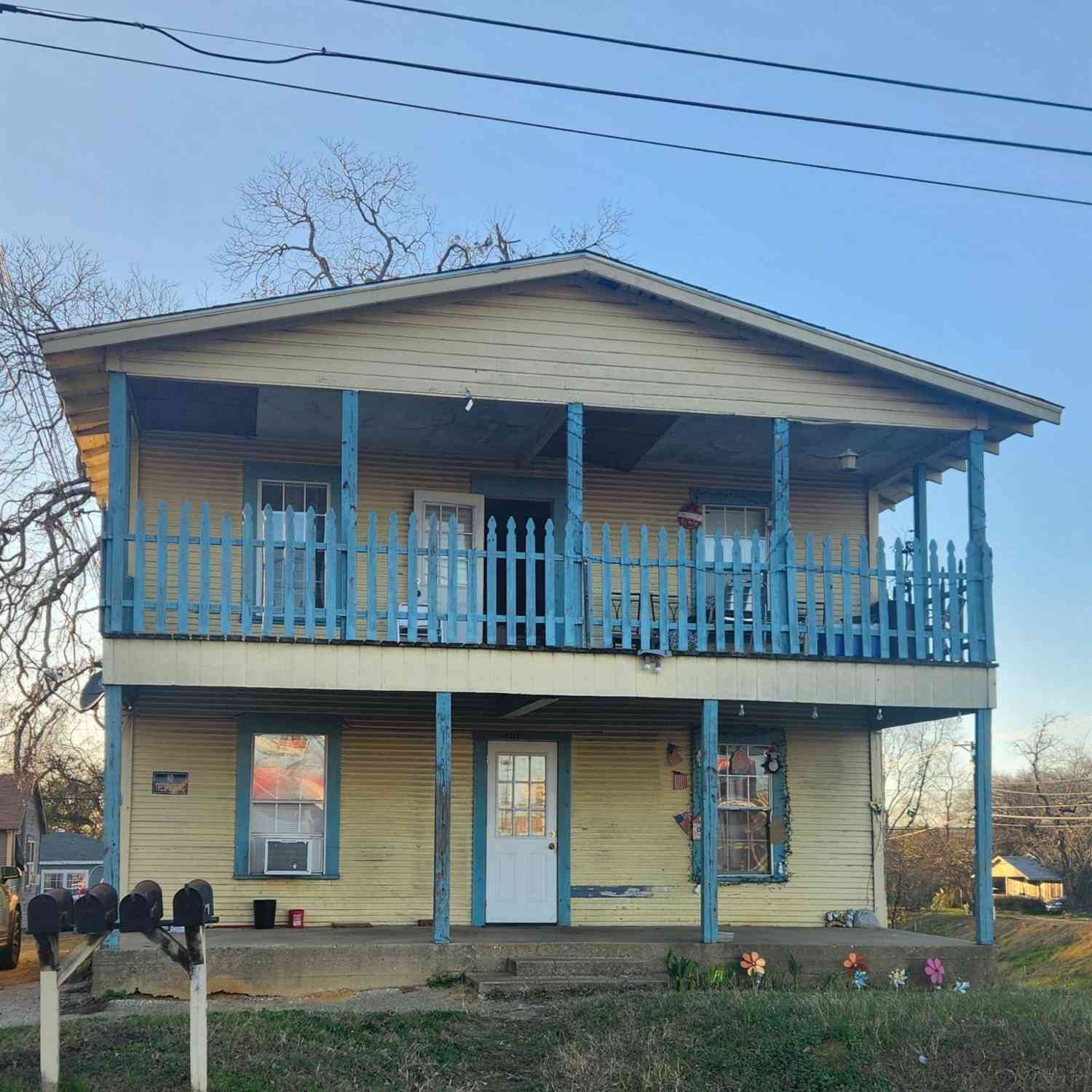 Multifamily For Sale - 407 Herndon Ave<br/> Tyler, TX 75702