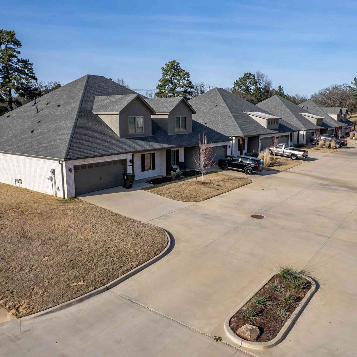 Multifamily For Sale - 6854 Lazy Vale Ct.<br/> Tyler, TX 75703