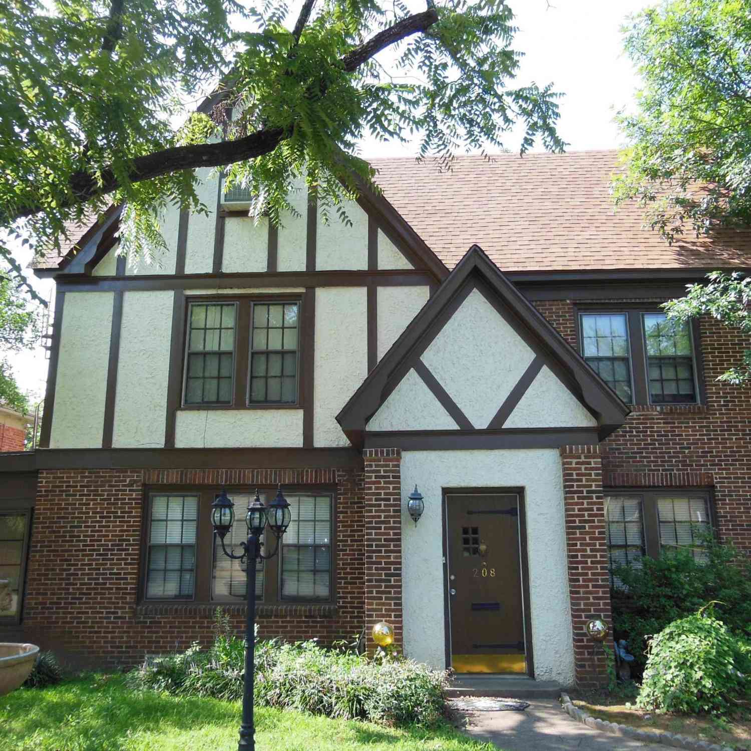 Multifamily For Sale - 208 W Phillips Street, Apt 200<br/> Tyler, TX 75701