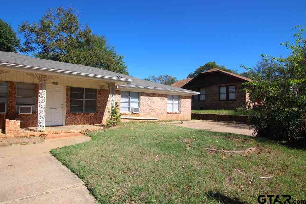 Multifamily For Sale - 1424 E Houston<br/> Tyler, TX 75702