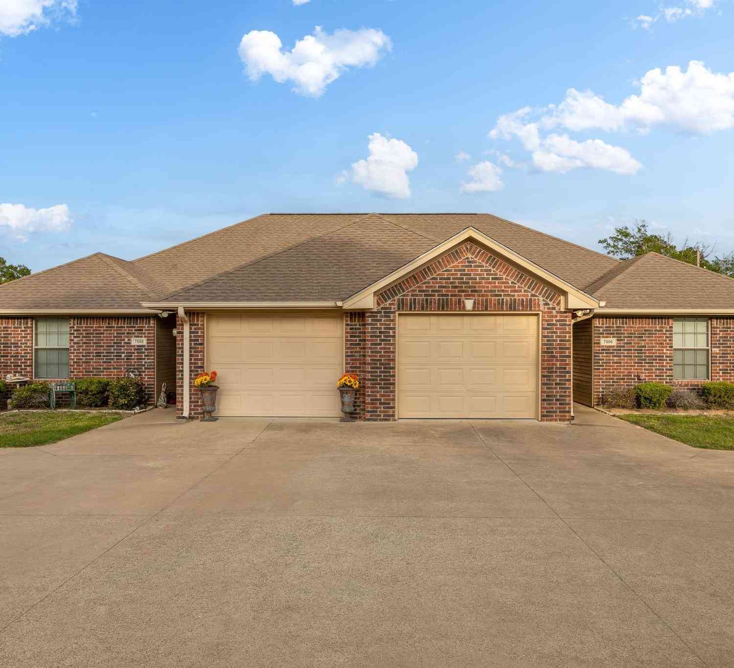 Multifamily For Sale - 6906 Cr 1215<br/> Smith County, Flint, TX 75762