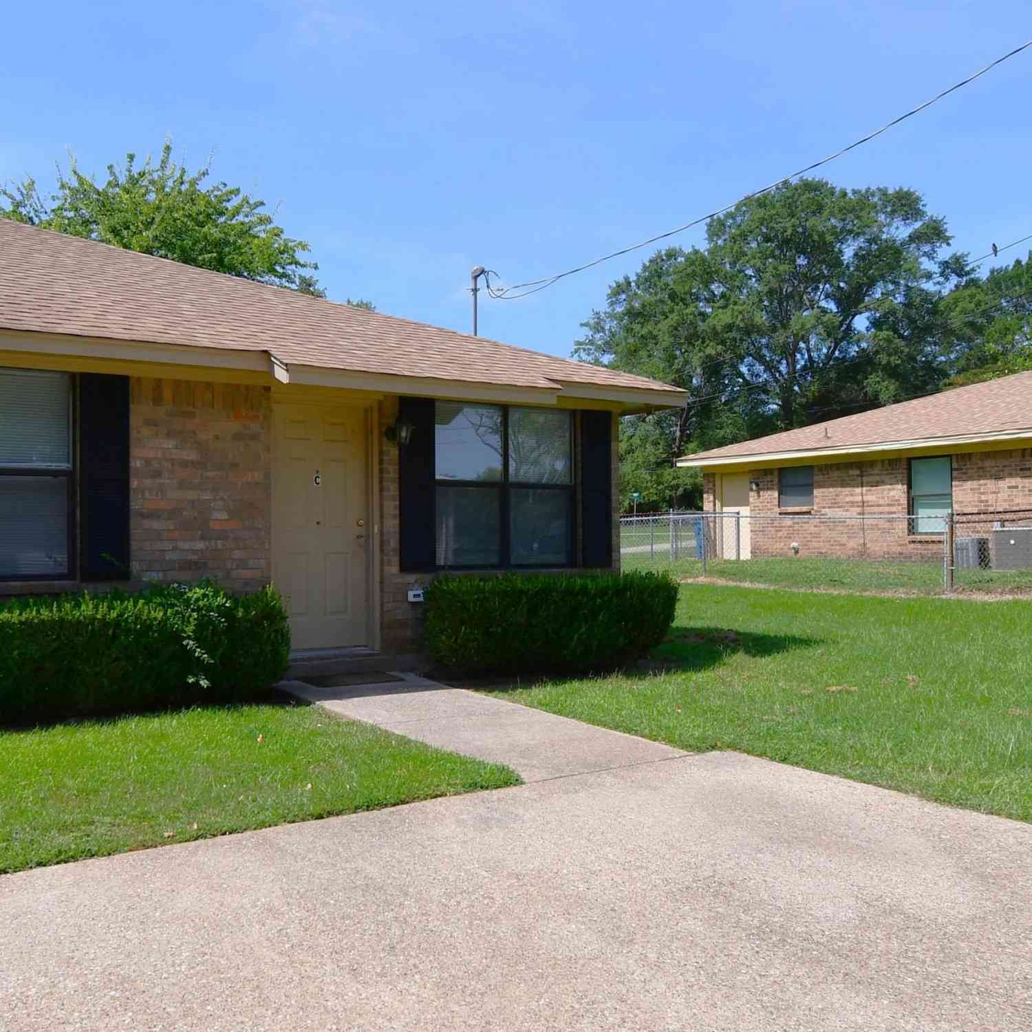 Multifamily For Sale - 203 Memory Ln. #c<br/> Whitehouse, TX 75791