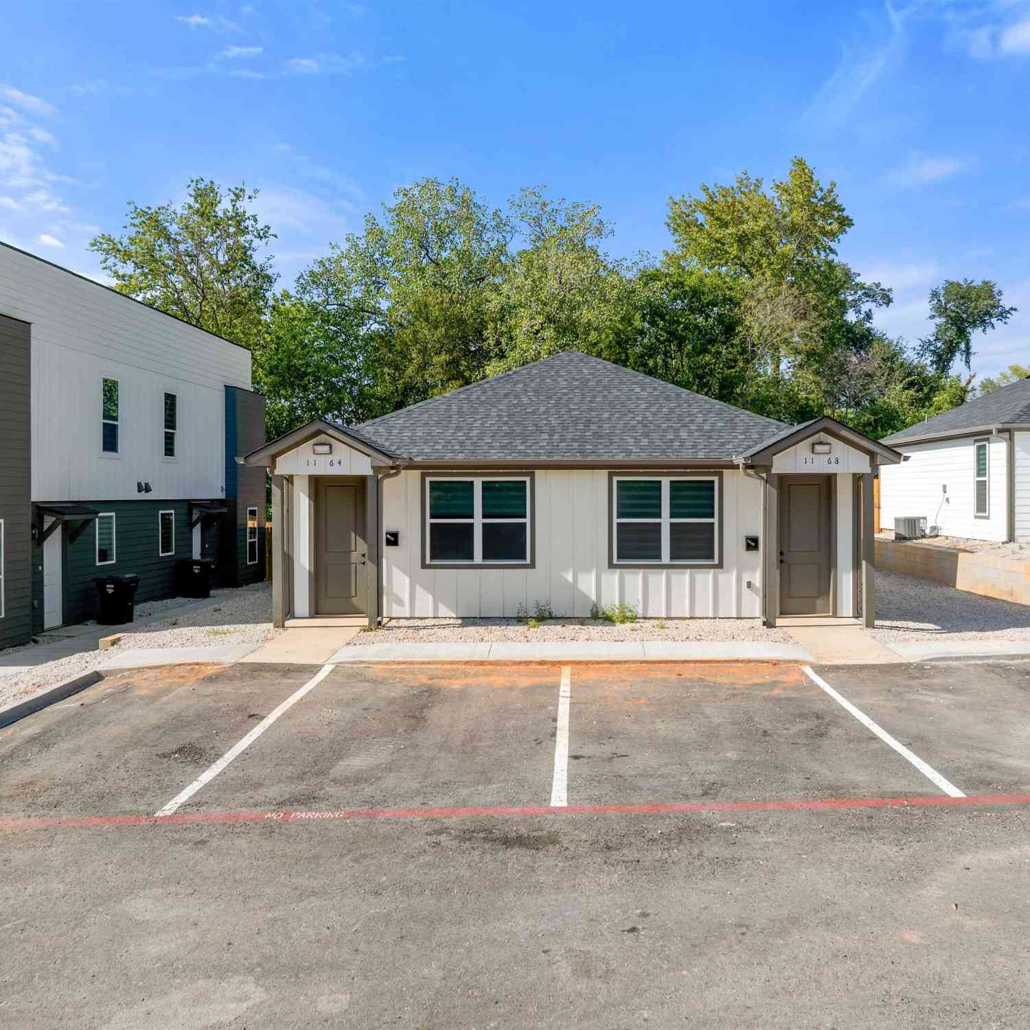 Multifamily For Sale - 1164 & 1168 E Earle<br/> Tyler, TX 75702