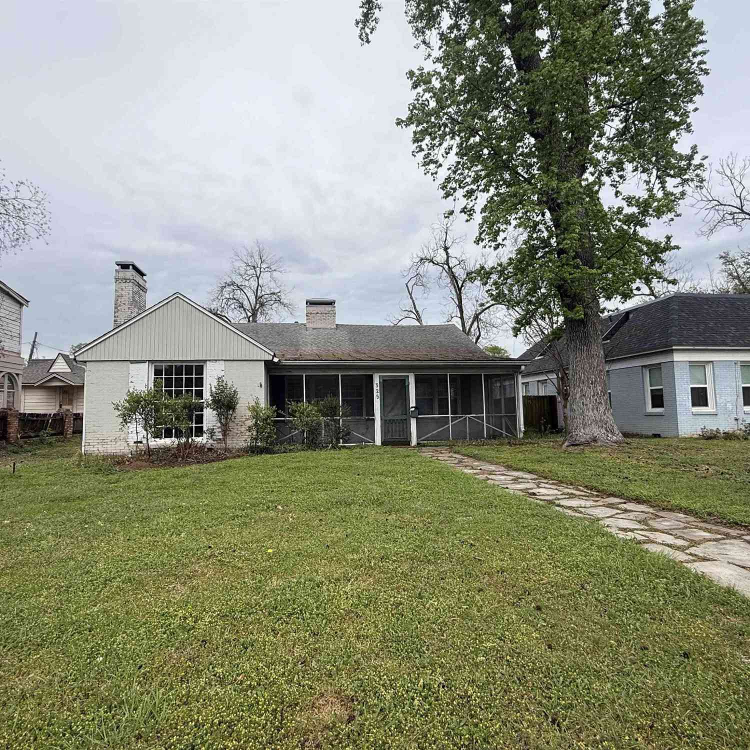 Homes For Sale - 325 W 4th St<br/> Tyler, TX 75701