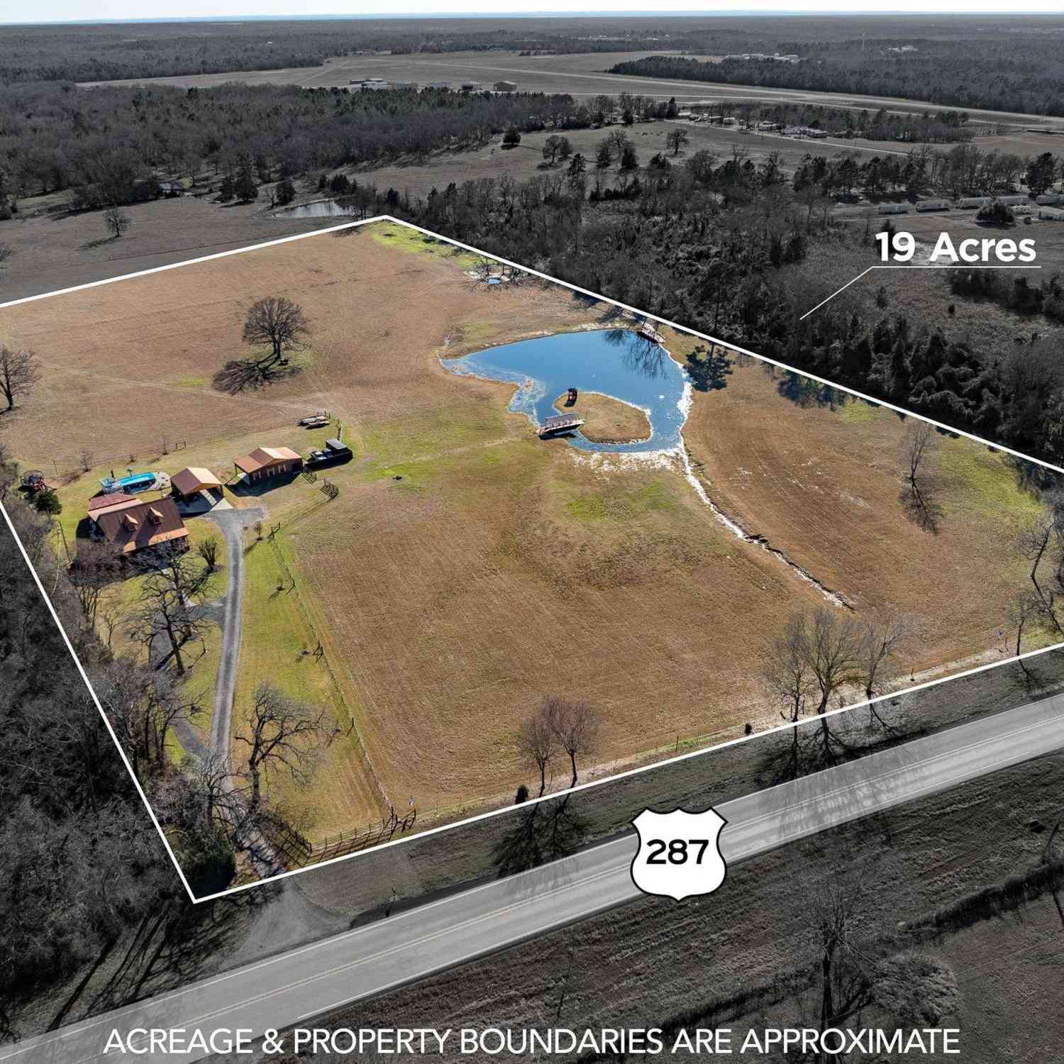 Homes For Sale - 1460 N Us Hwy 287<br/> Palestine, TX 75803