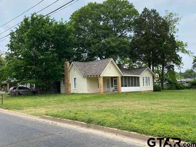 Homes For Sale - 302 W College Street<br/> Athens, TX 75751