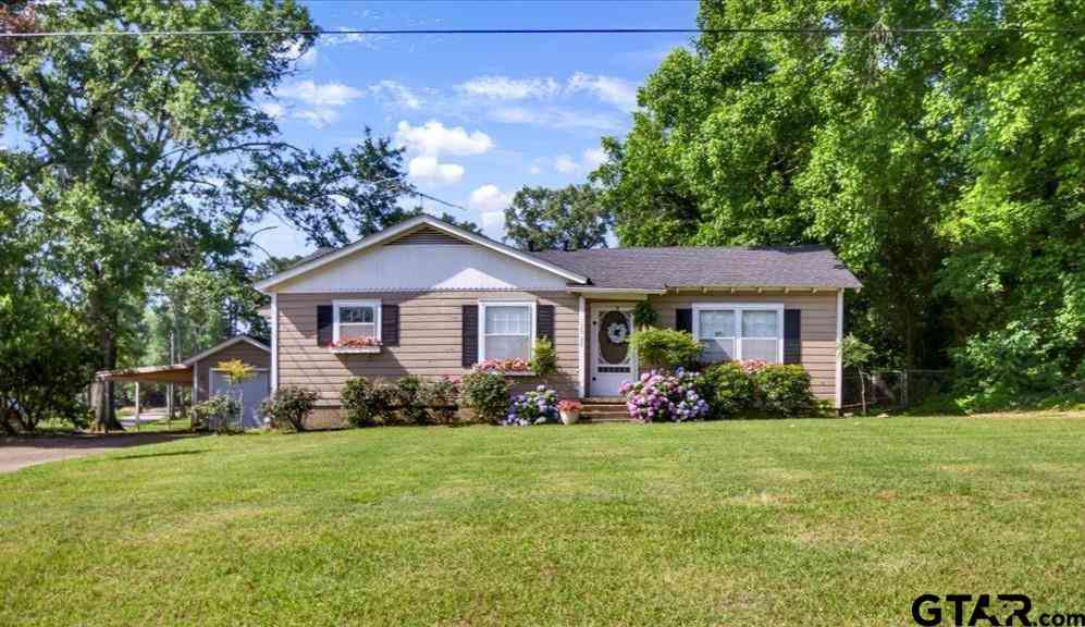 Homes For Sale - 13926 State Highway 64 E<br/> Tyler, TX 75707