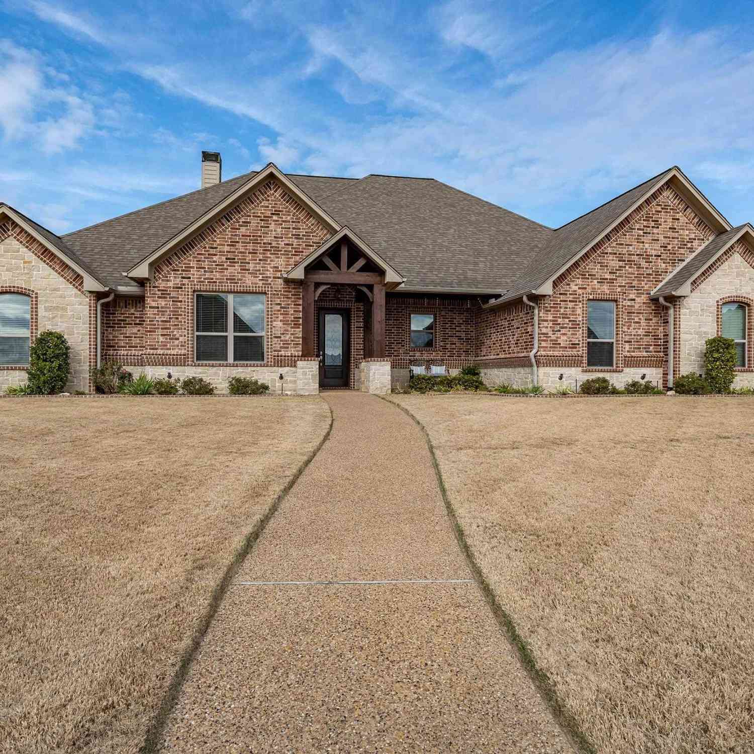 Homes For Sale - 202 Zebra Way<br/> Bullard, TX 75757