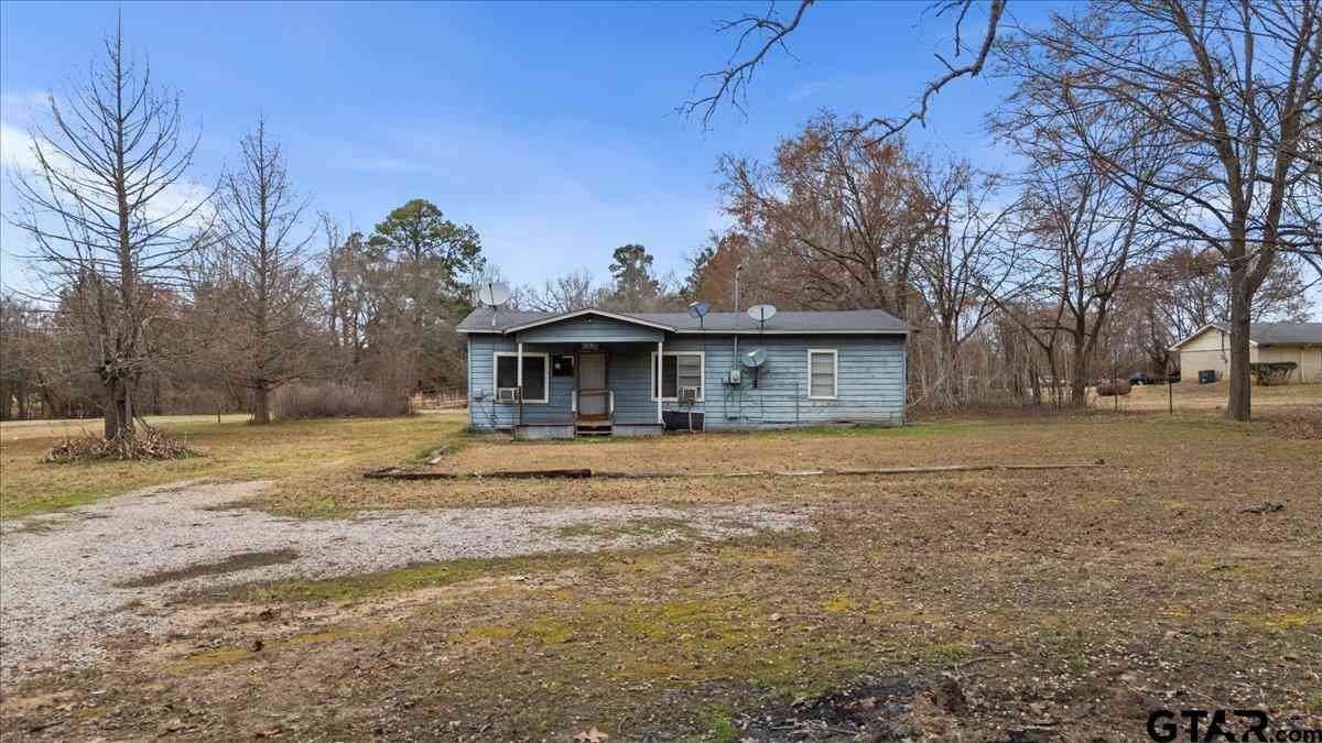 Homes For Sale - 17581 County Road 4307<br/> LaRue, TX 75770