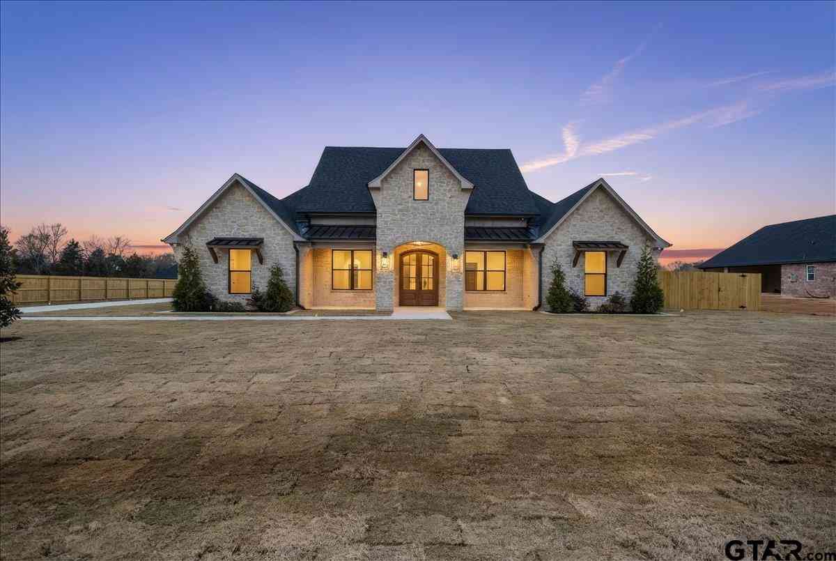 Homes For Sale - 12381 Madison Xing<br/> Bullard, TX 75757