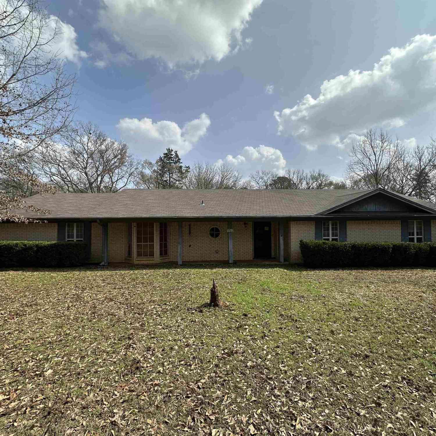 Homes For Sale - 957 W Fm 23<br/> Rusk, TX 75785