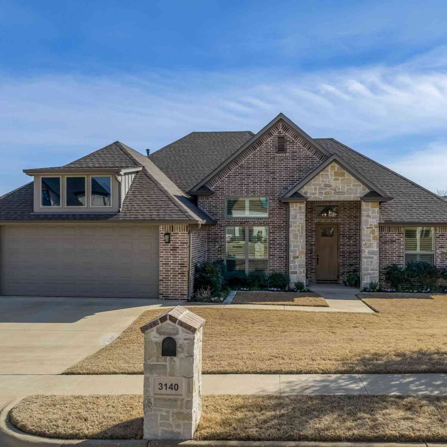 Homes For Sale - 3140 Club Dr.<br/> Tyler, TX 75703