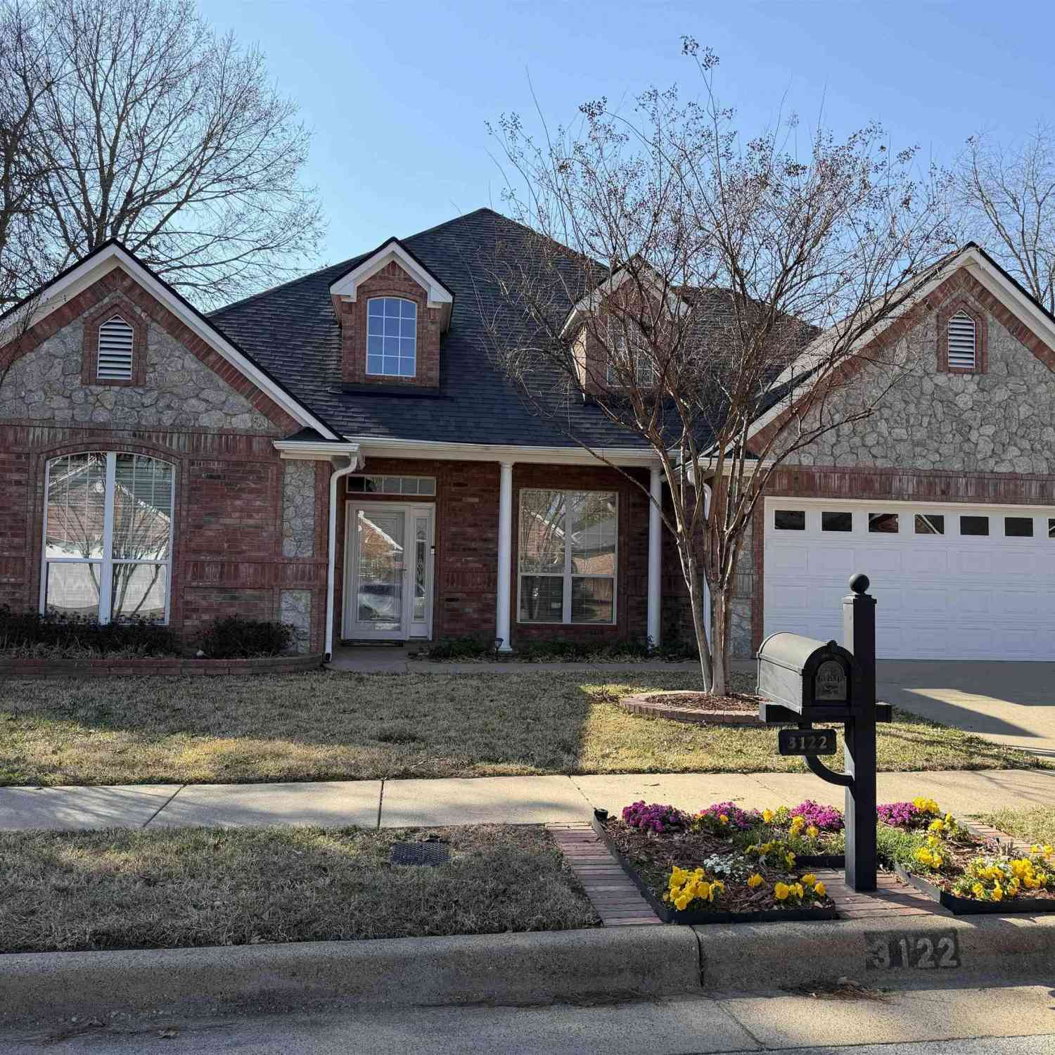 Homes For Sale - 3122 Granbury Court<br/> Tyler, TX 75707