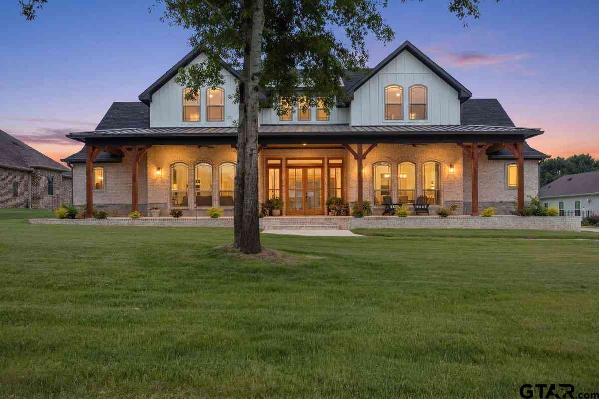 Homes For Sale - 112 Ryder Cup Trail<br/> Hideaway, TX 75771