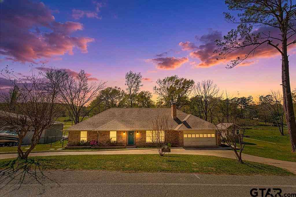 Homes For Sale - 206 Hideaway Lane Central<br/> Hideaway, TX 75771