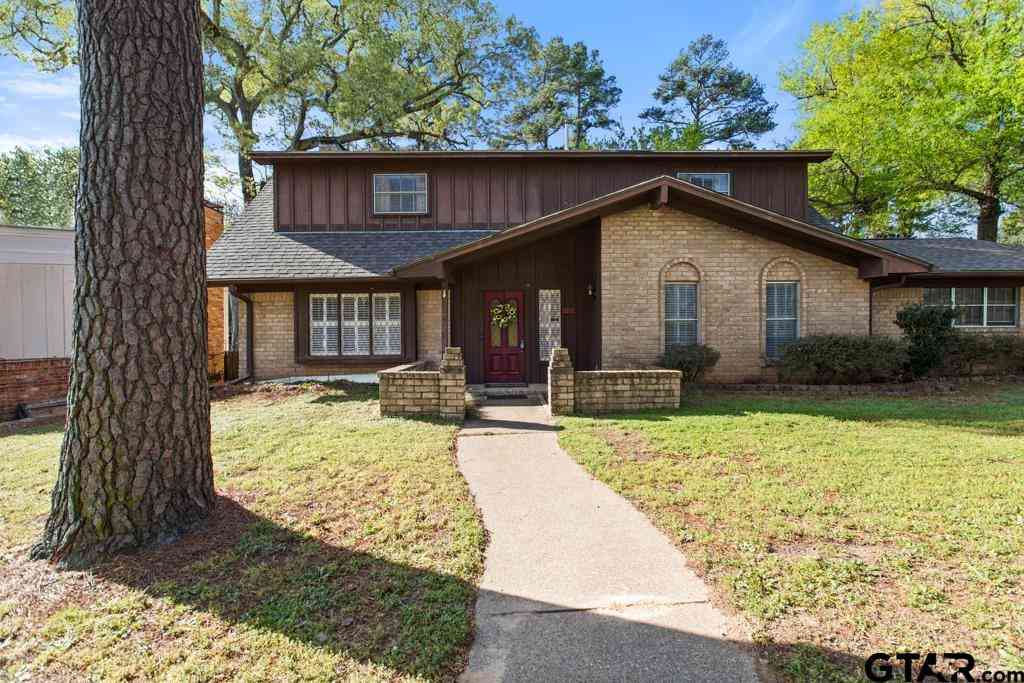 Homes For Sale - 2701 Fairfax<br/> Tyler, TX 75701