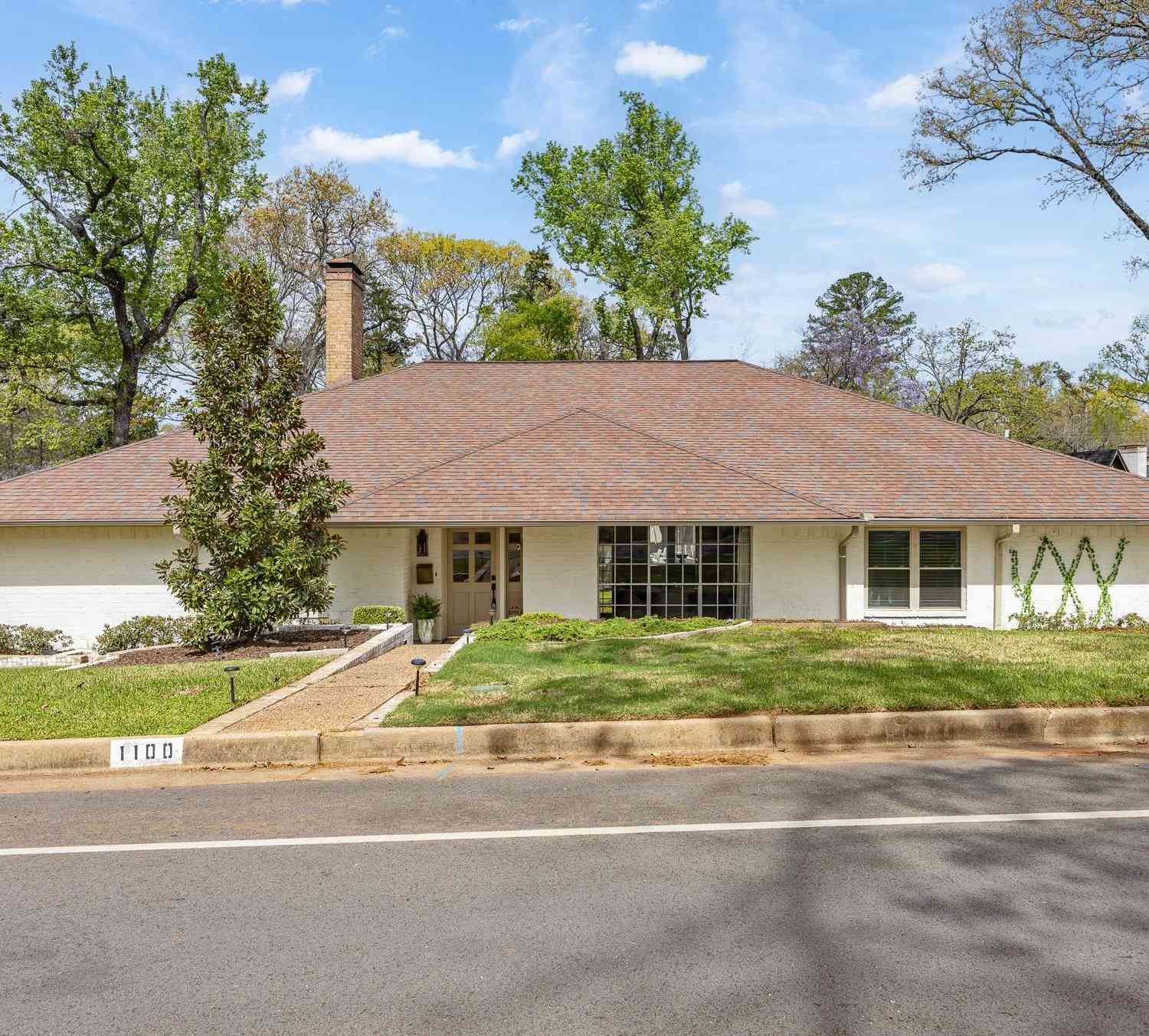 Homes For Sale - 1100 E Amherst<br/> Tyler, TX 75701