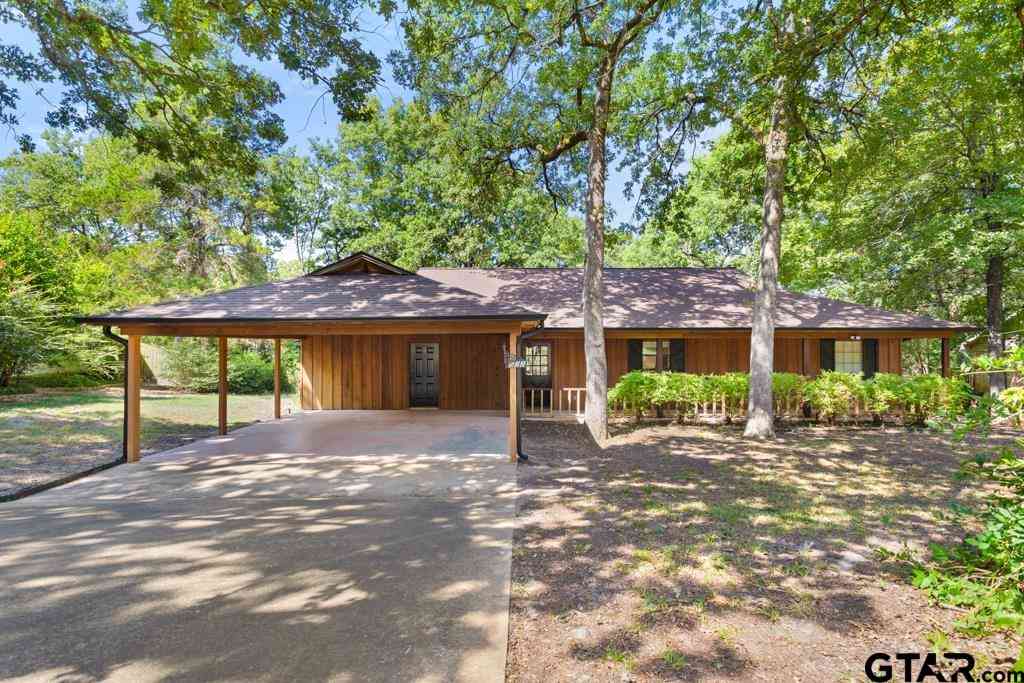 Homes For Sale - 522 Woodside Dr.<br/> Hideaway, TX 75771