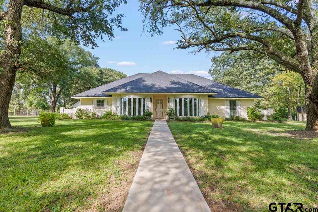 Homes For Sale - 503 Pinehill Road<br/> Rusk County, Henderson, TX 75654
