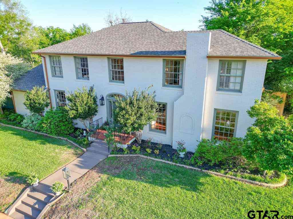 Homes For Sale - 401 E 3rd St<br/> Tyler, TX 75701
