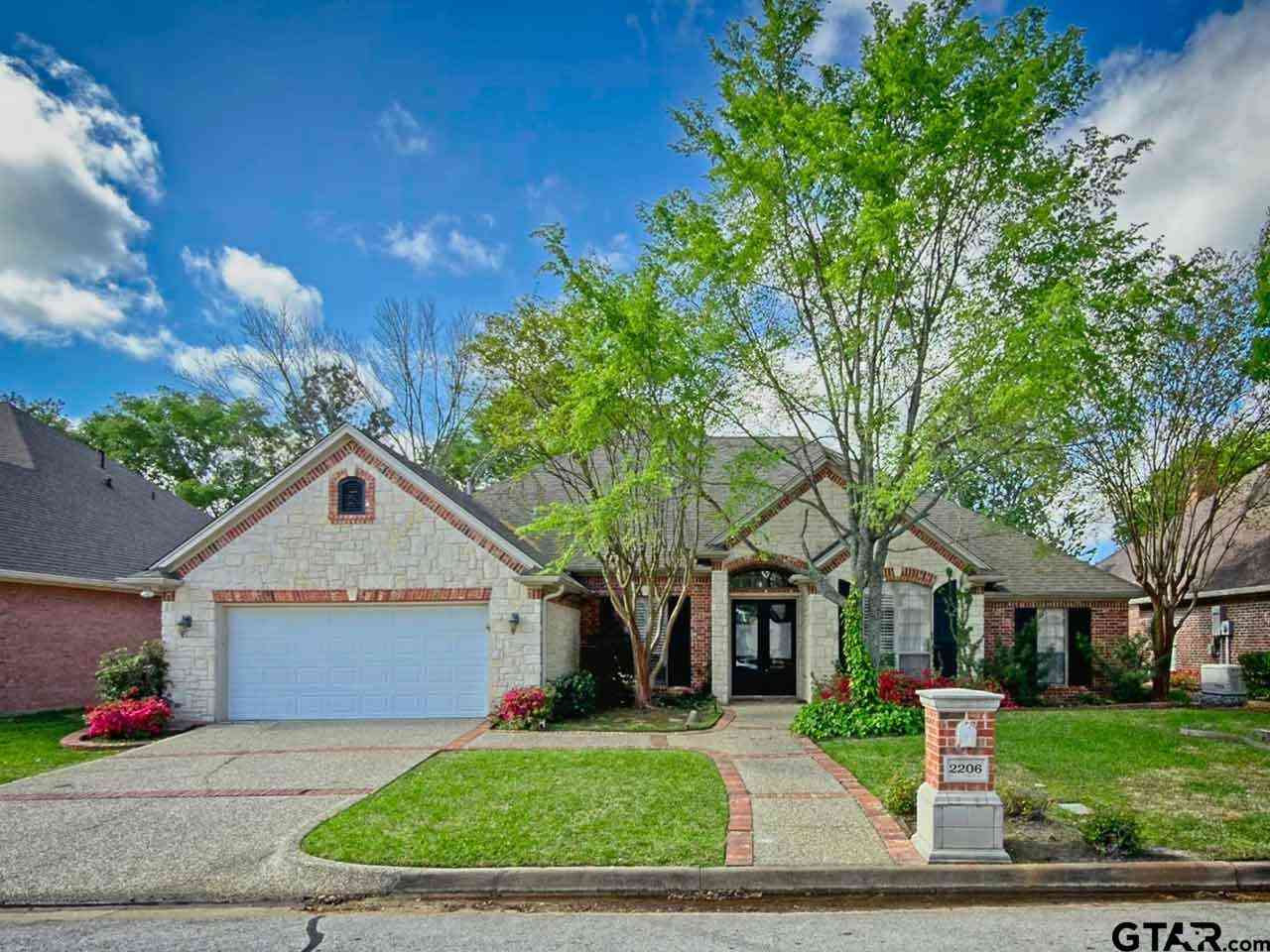 Homes For Sale - 2206 Kennebunk Lane<br/> Tyler, TX 75703