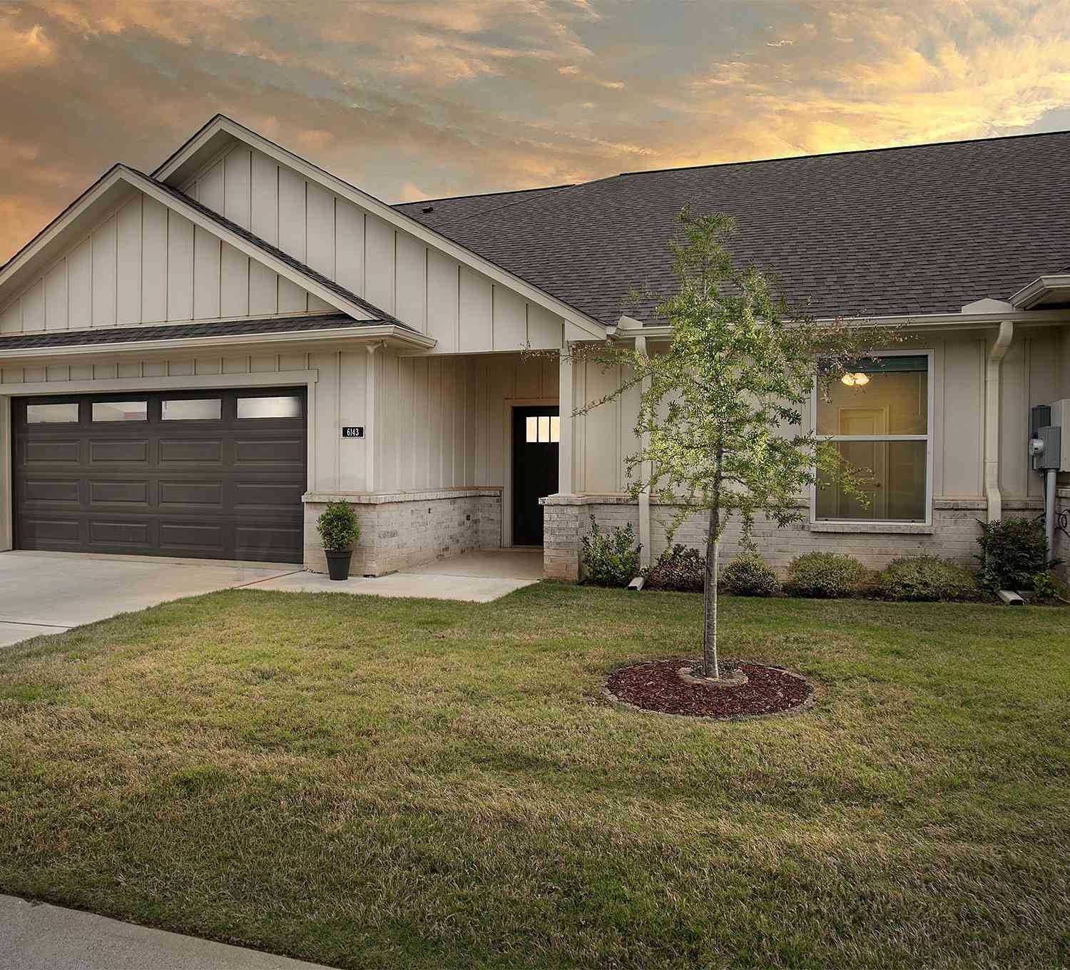 Townhouse For Sale - 6143 Hamilton Meadows Way<br/> Tyler, TX 75703