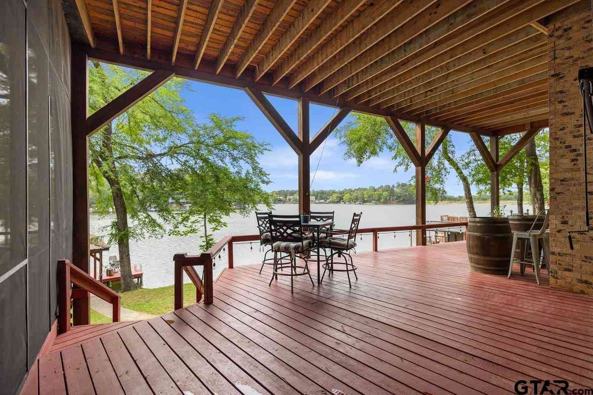 Homes For Sale - 608 Hideaway Ln E<br/> Hideaway, TX 75771