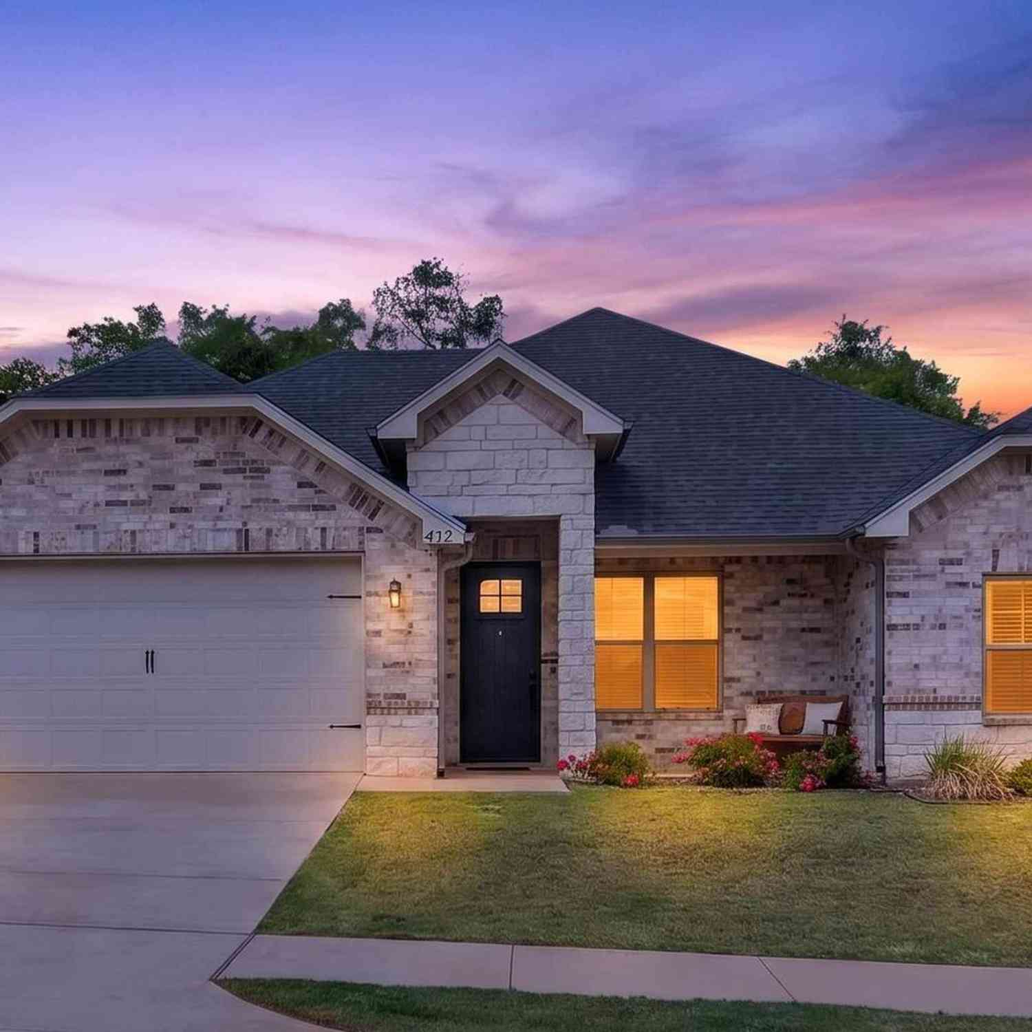 Homes For Sale - 412 Faithful Rd<br/> Lindale, TX 75771