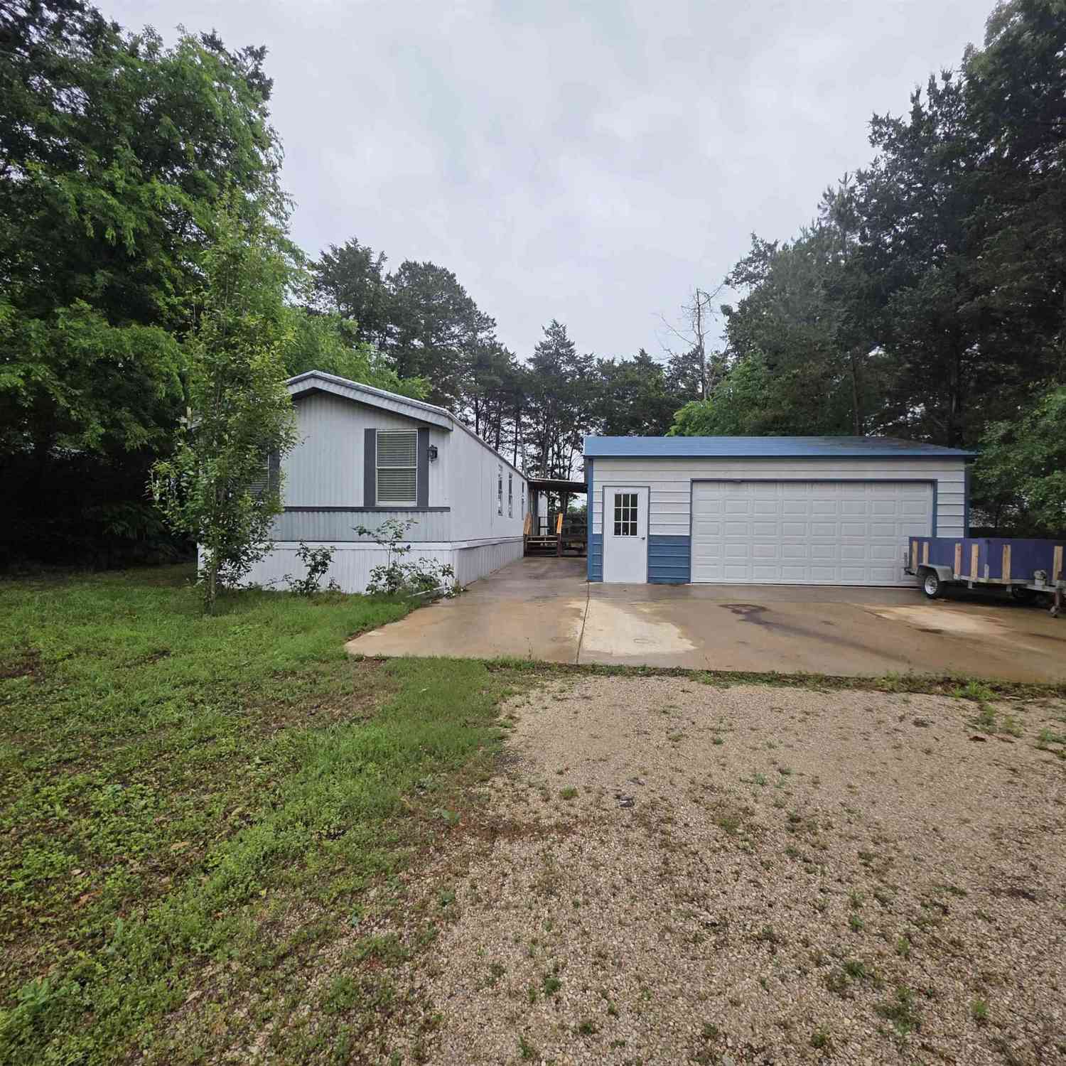 Mobile Home For Sale - 13202 County Road 4173<br/> Tyler, TX 75704