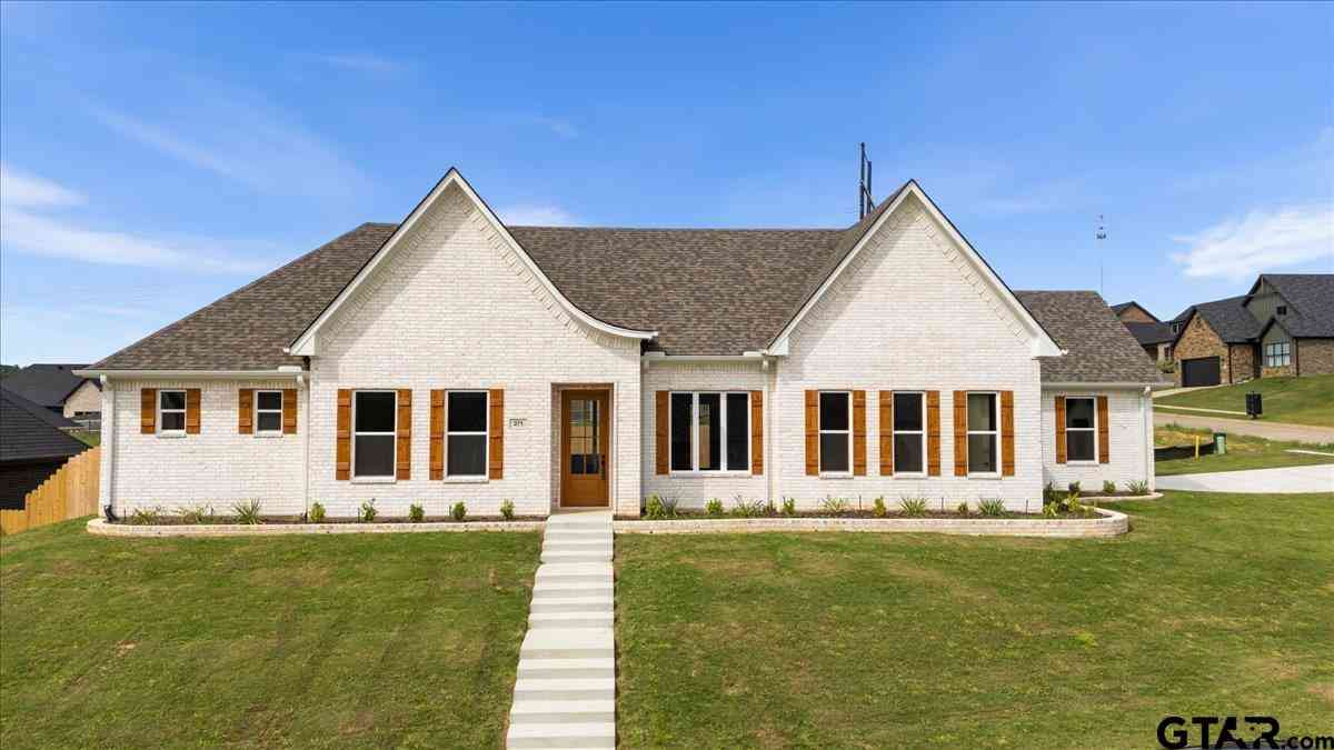 Homes For Sale - 371 Mac Circle<br/> Bullard, TX 75757